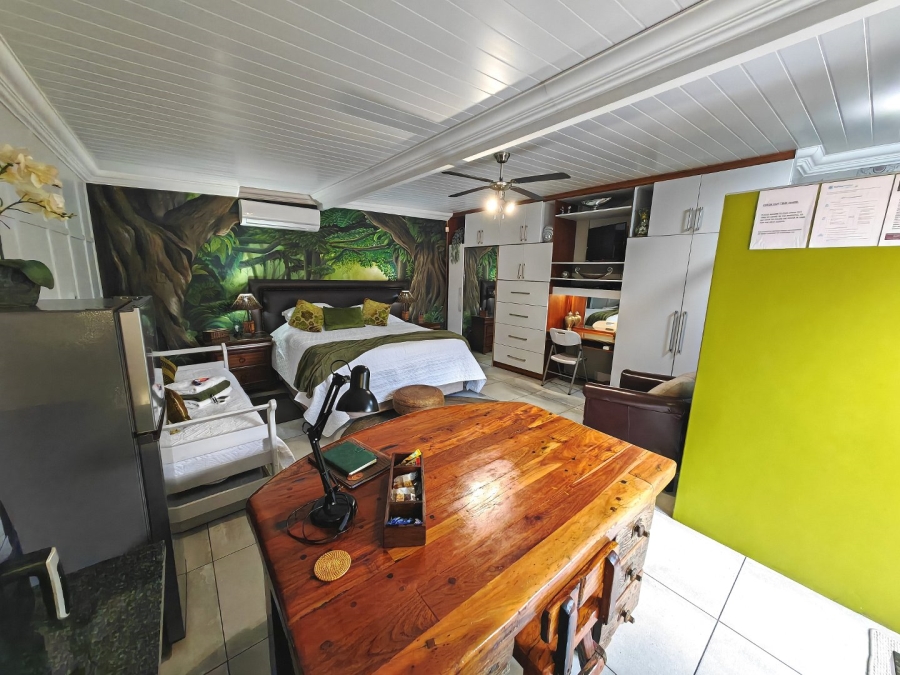 6 Bedroom Property for Sale in Dan Pienaar Free State